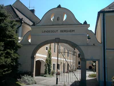 Schlo&szlig; Bergheim