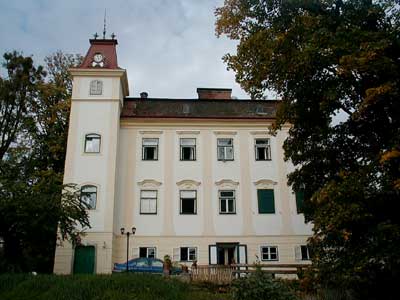 Schlo&szlig; Gr&uuml;nau