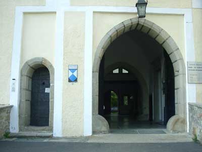 Schlo&szlig; Riedegg
